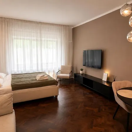 Elegant 2 -